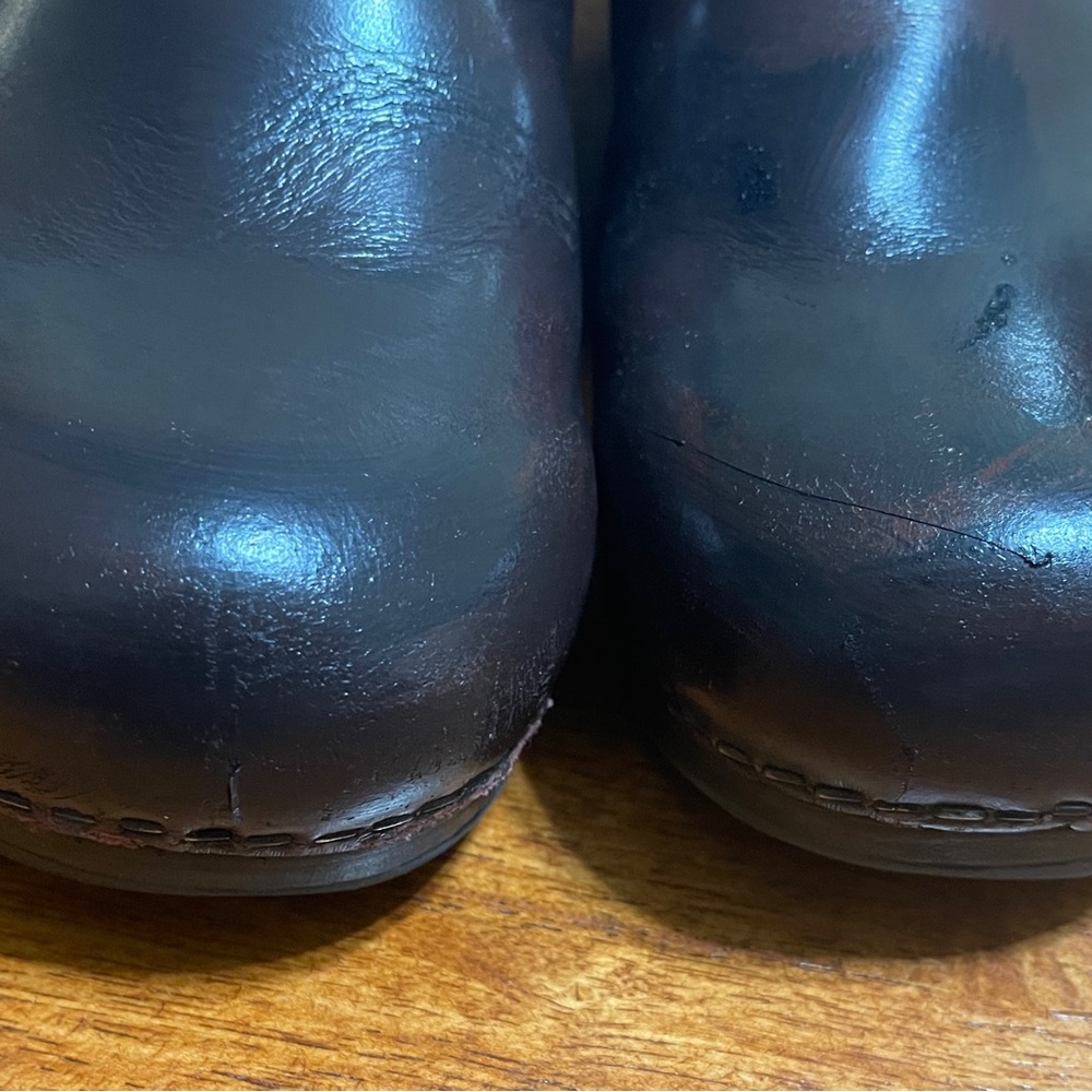 Sanitas clogs.